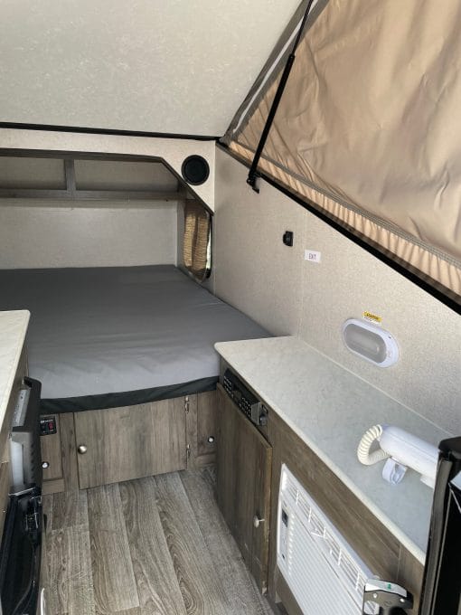 2021 Coachmen 9.0TD Clipper Express #017996