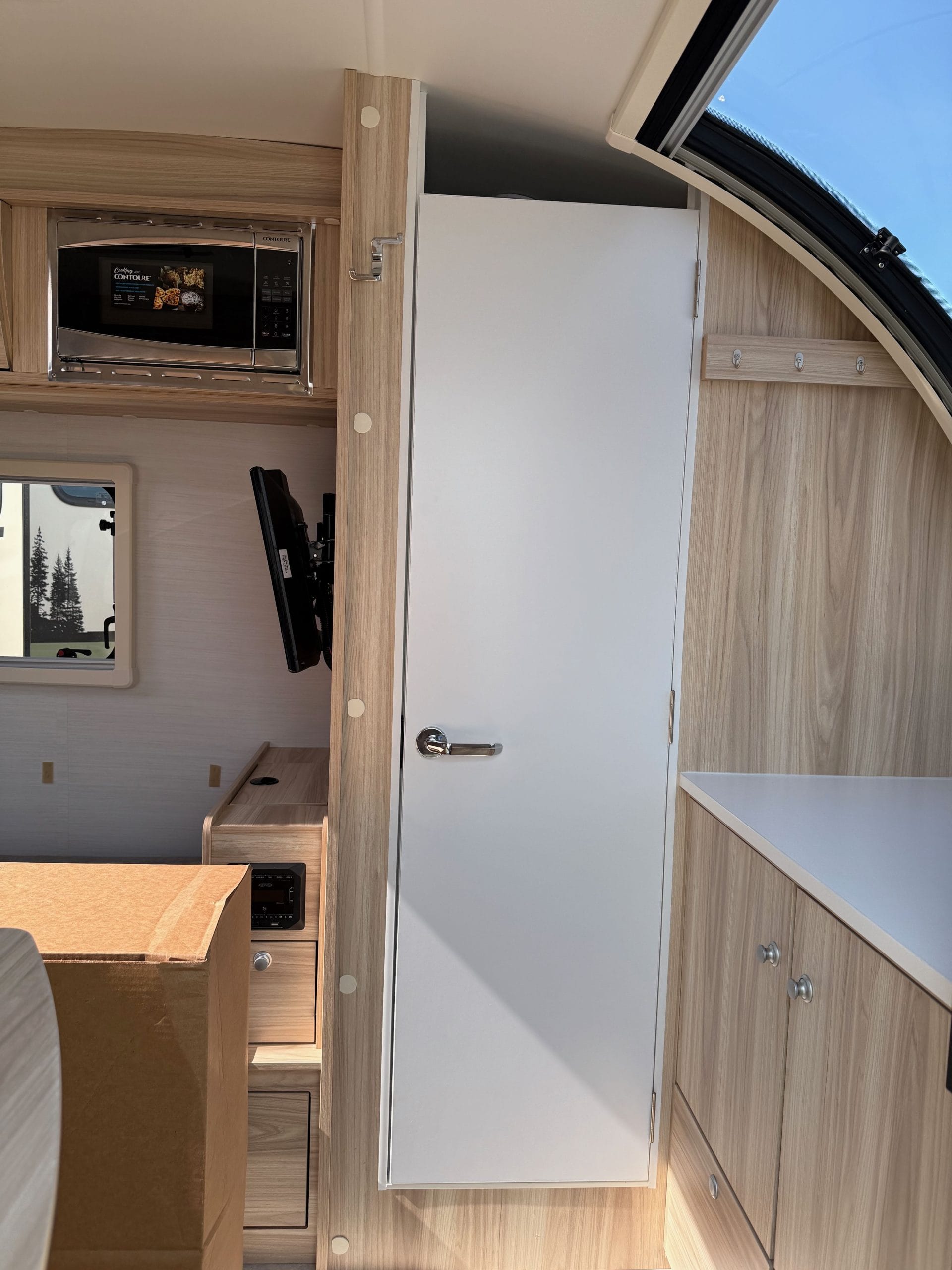 2025 nuCamp TAB 360 CS #008077