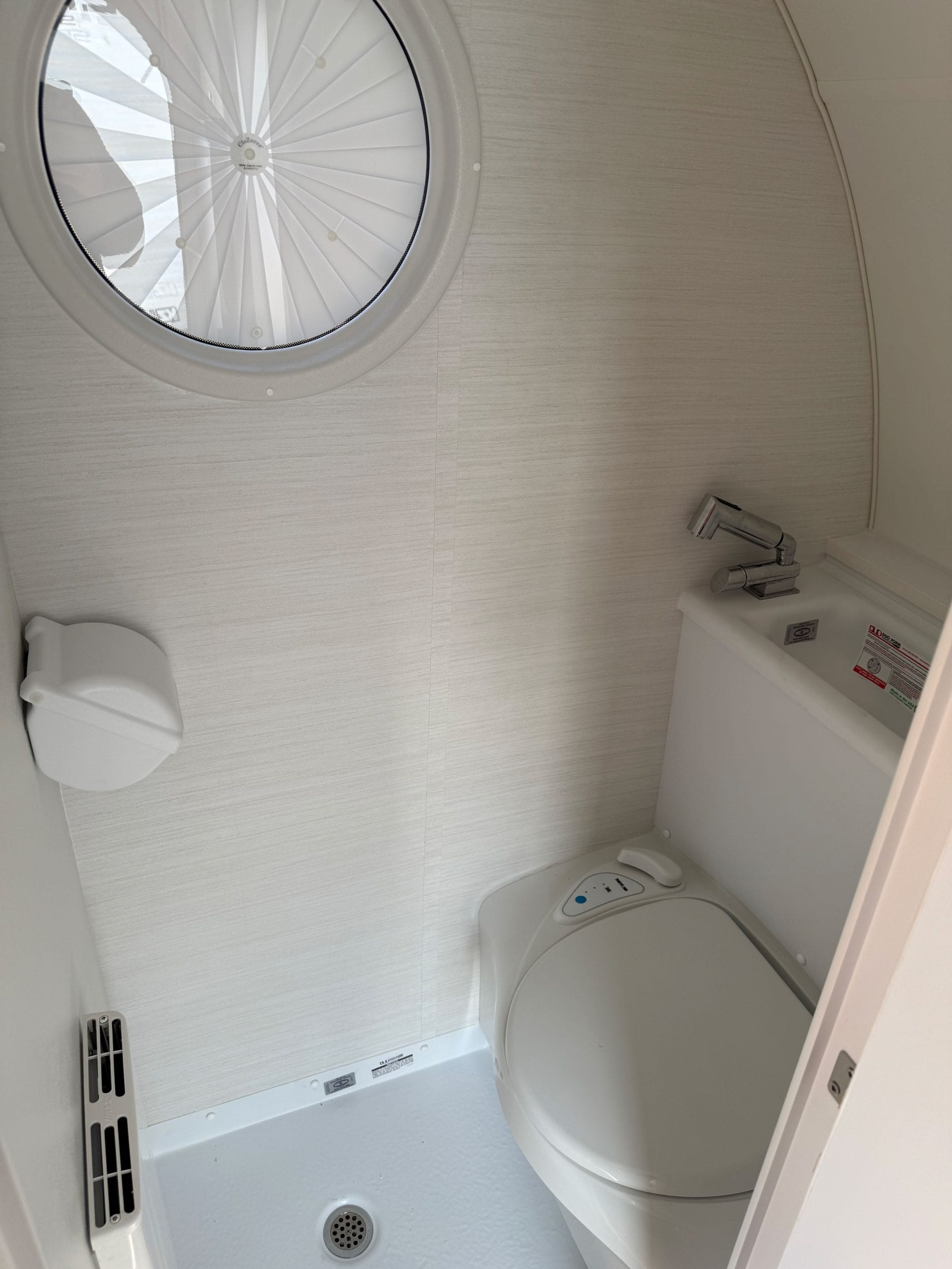 2025 nuCamp TAB 360 CS #008077