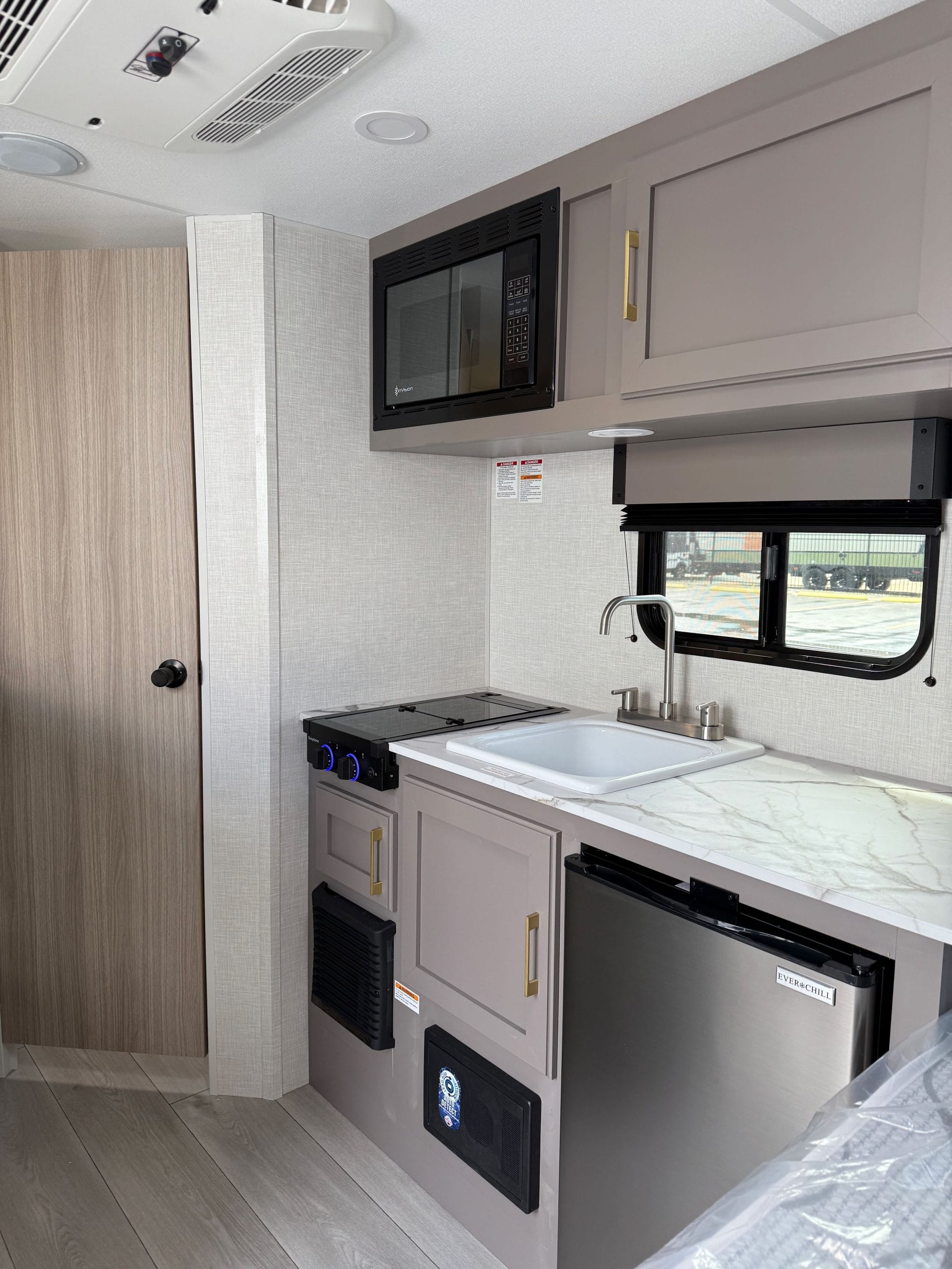 2026 KZ 130BH Sportsmen Classic #067724