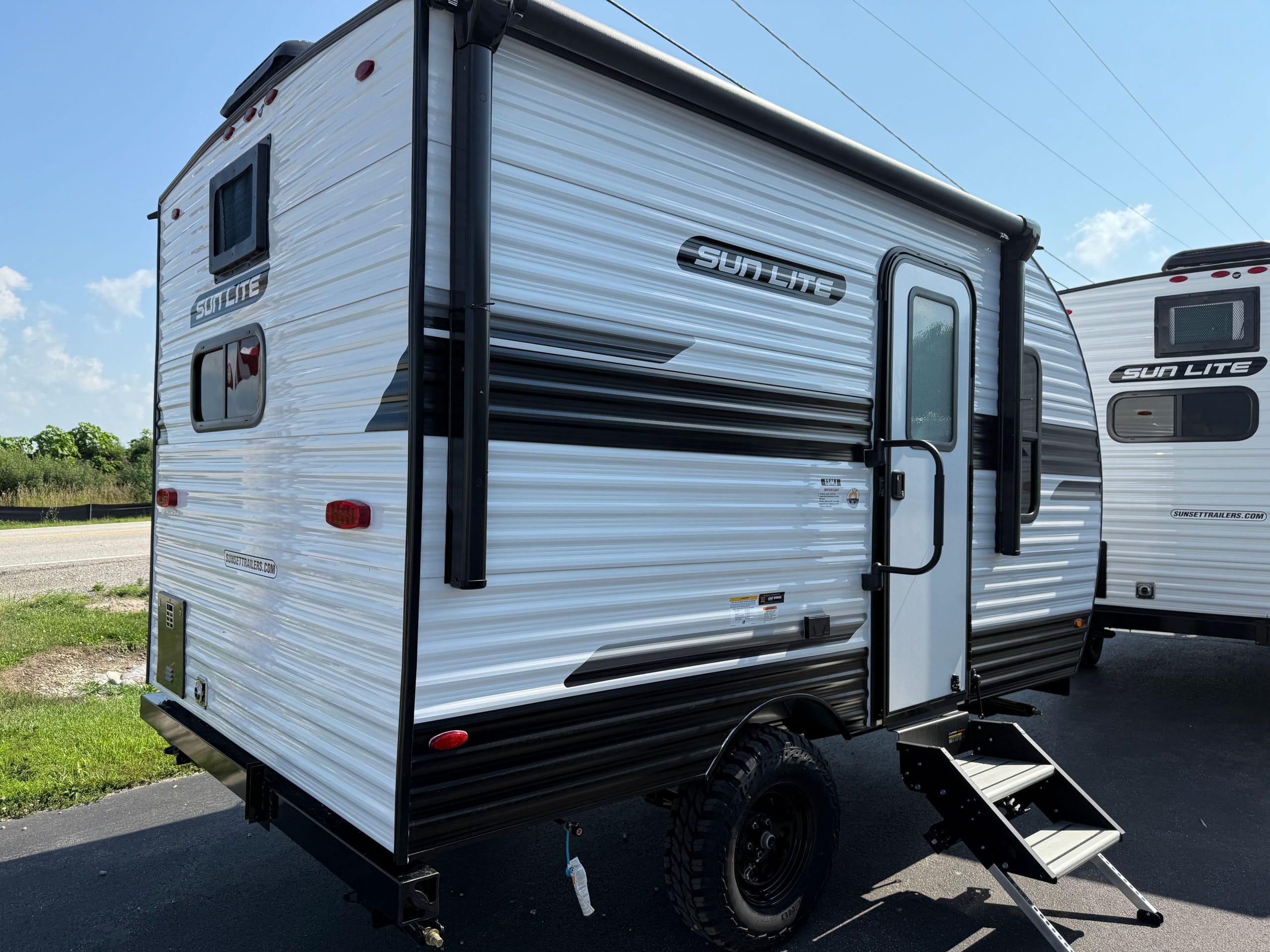 2026 Sunset Park 13MJ Sun Lite LTD #015358