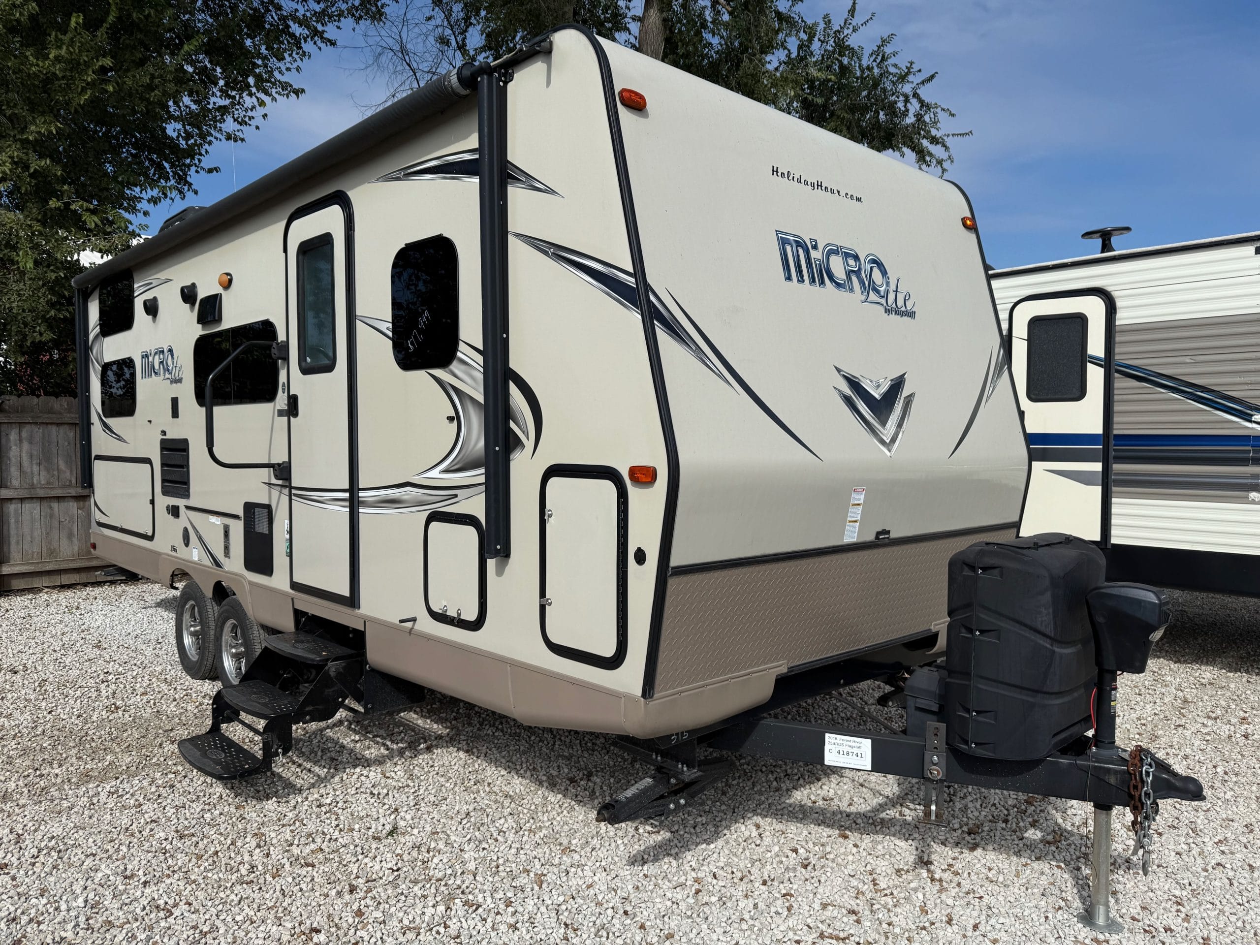 2018 Forest River 25BRDS Flagstaff Micro Lite #418741