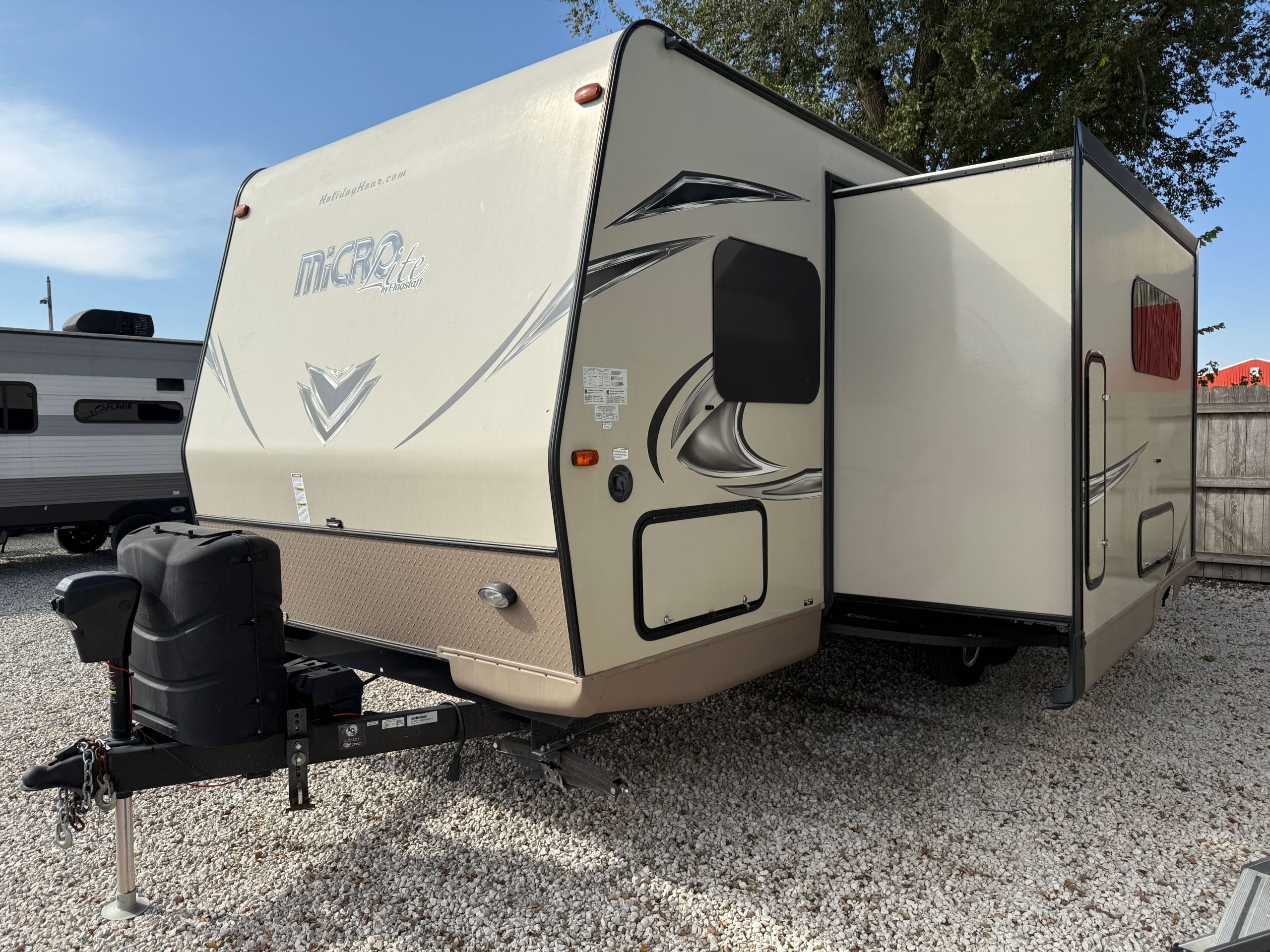 2018 Forest River 25BRDS Flagstaff Micro Lite #418741