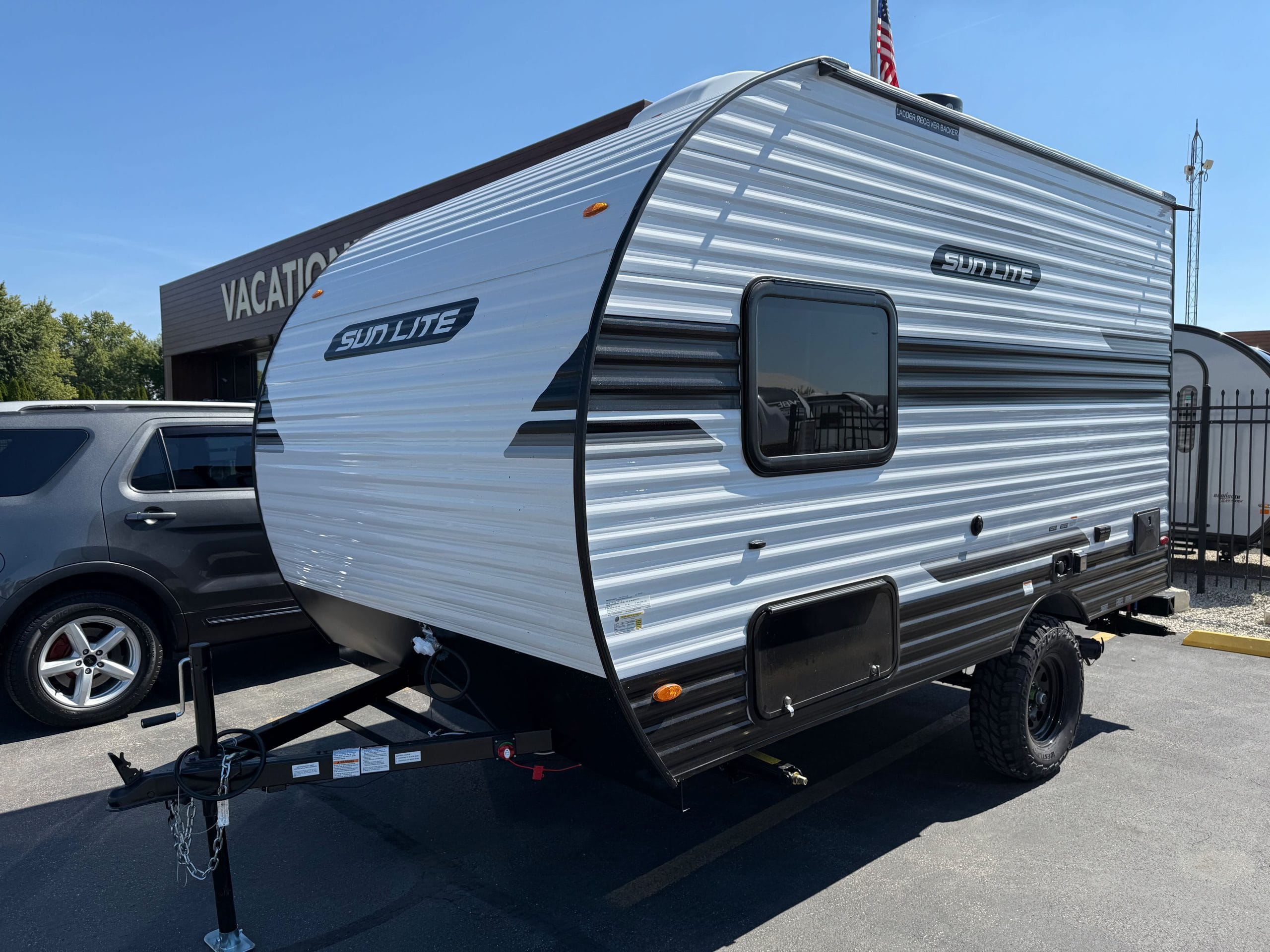 2026 Sunset Park 13MJ Sun Lite LTD #015836