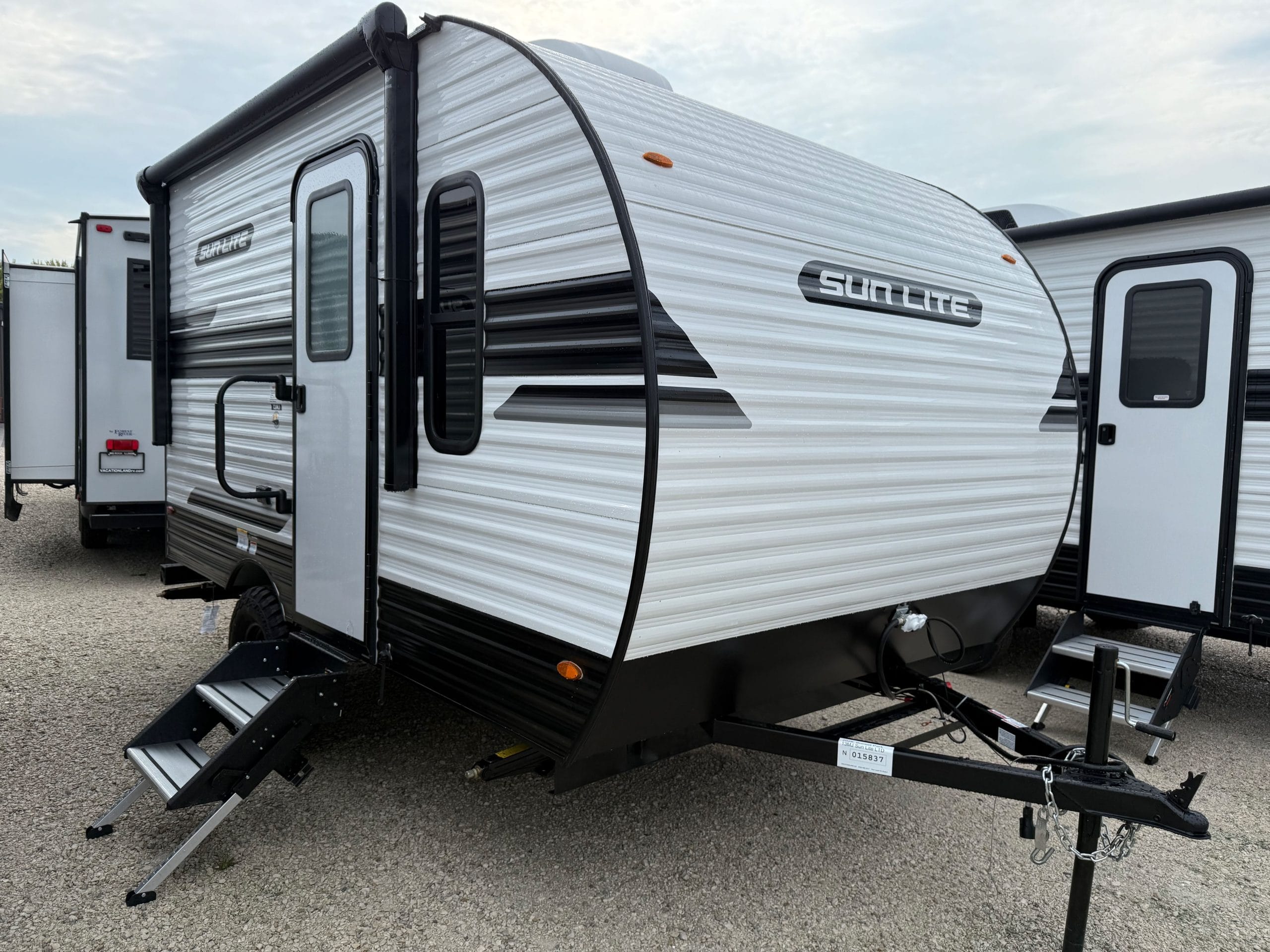 2026 Sunset Park 13MJ Sun Lite LTD #015837