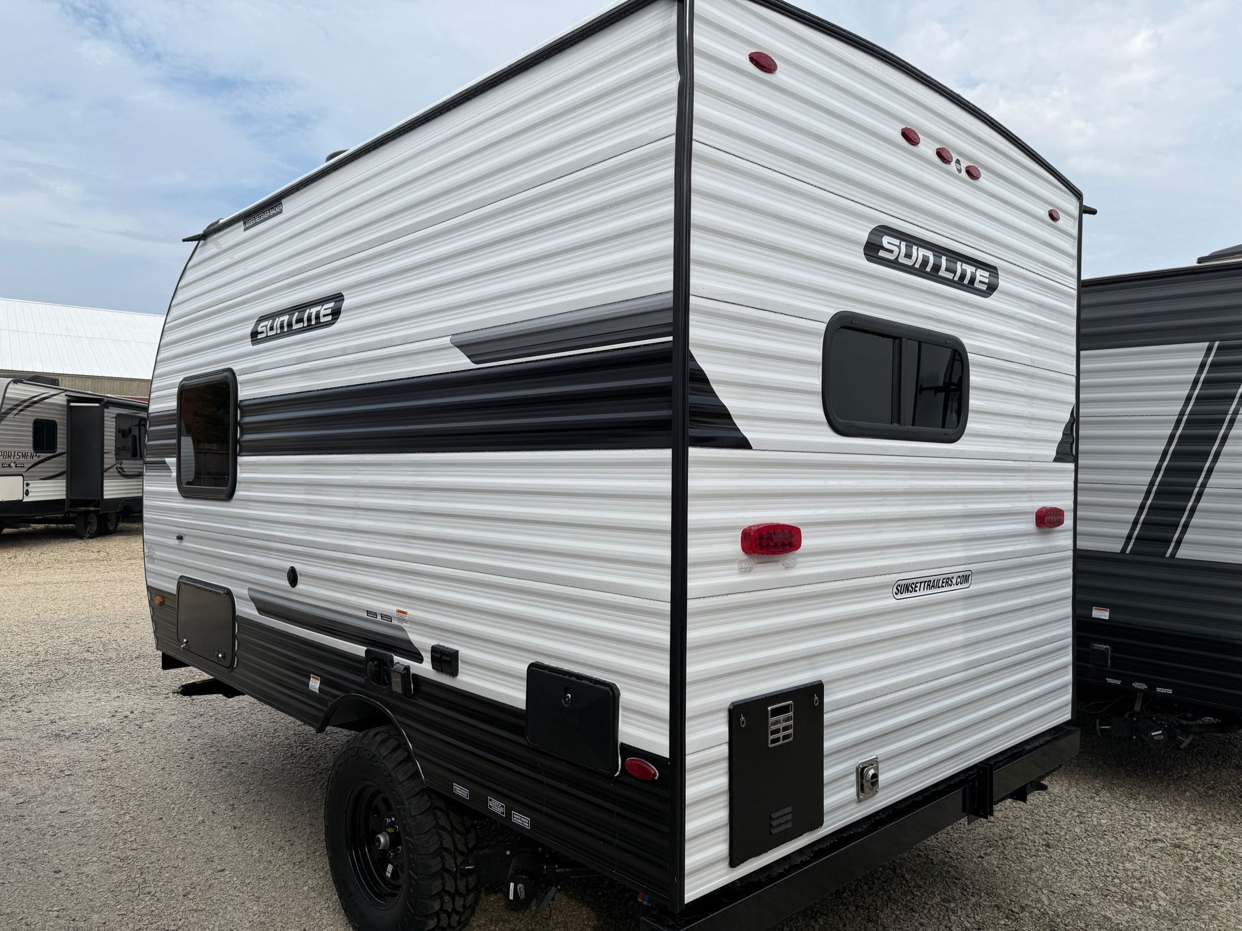 2026 Sunset Park 13MJ Sun Lite LTD #015837
