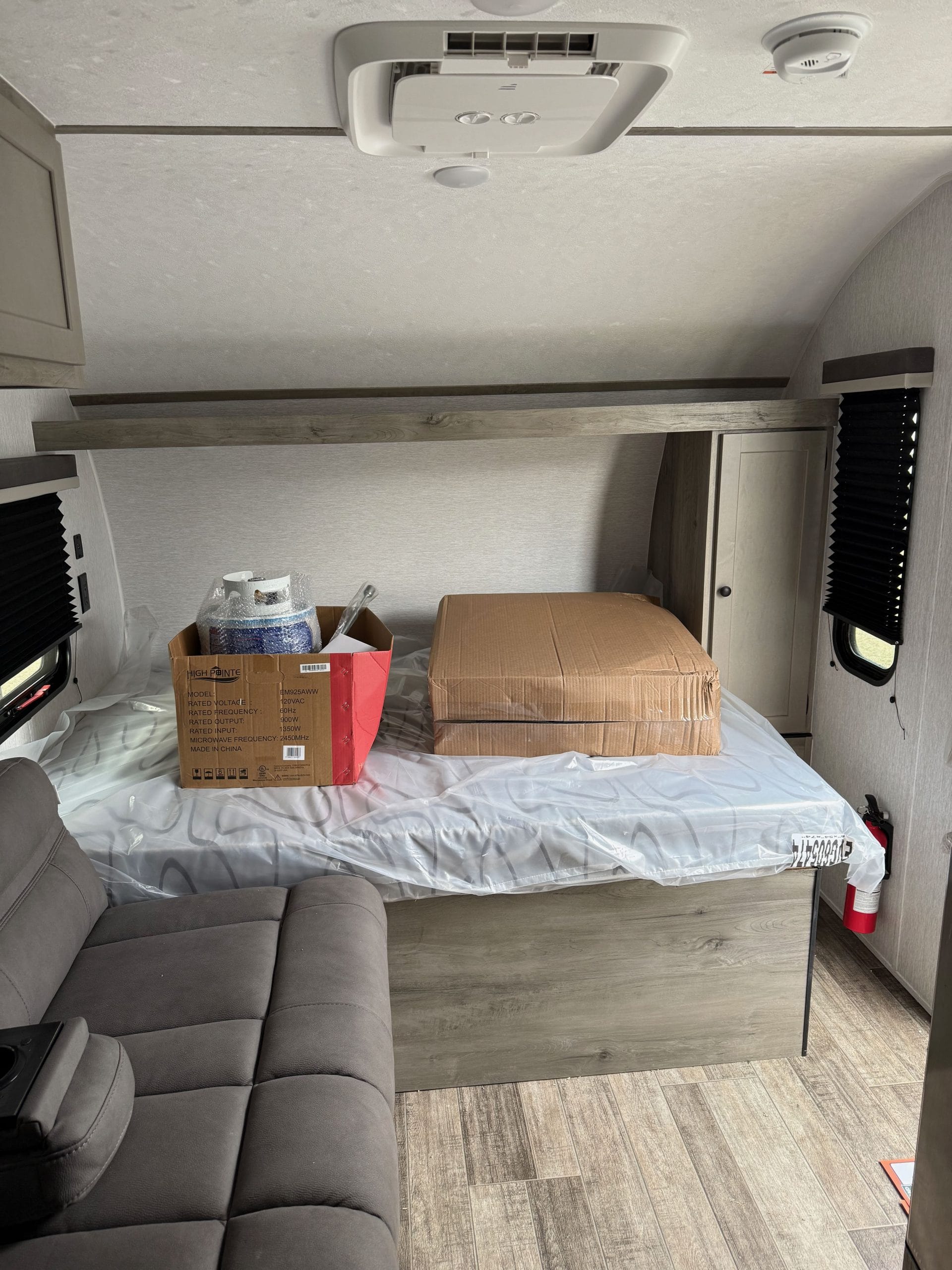 2026 Sunset Park 13MJ Sun Lite LTD #015837