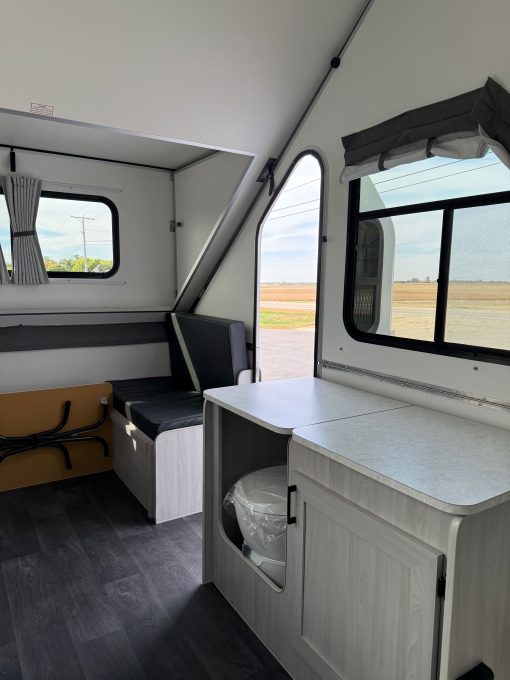 2026 Aliner Expedition Rear Sofa #010571